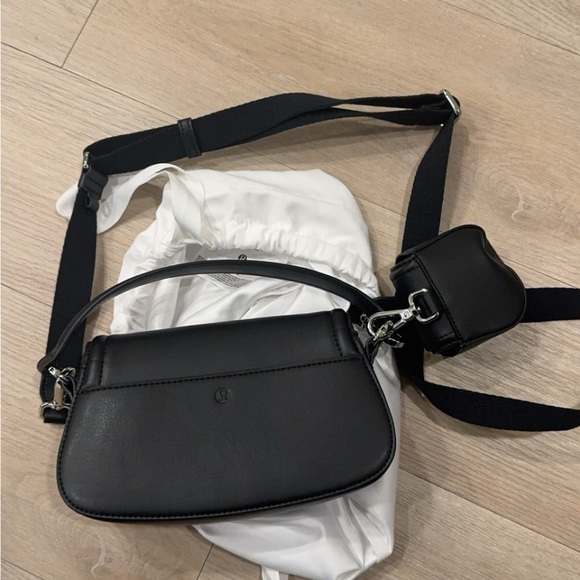 Lululemon Black Leather Crossbody Bag NWOT - Picture 2 of 3